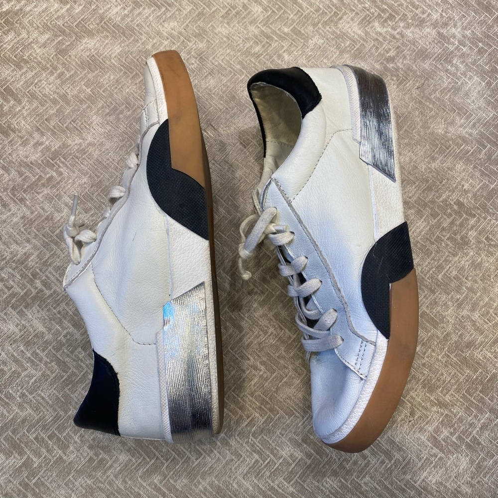Dolce Vita Zina Sneaker